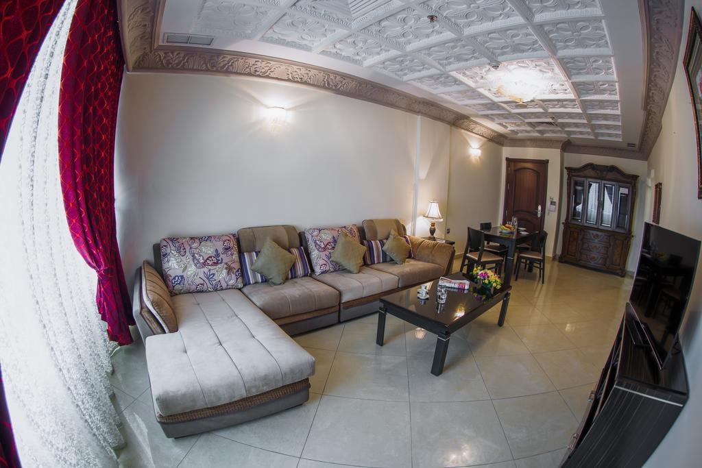 Sara Plaza (Adults Only) Aparthotel Kuwait City Bilik gambar