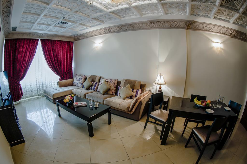 Sara Plaza (Adults Only) Aparthotel Kuwait City Bilik gambar